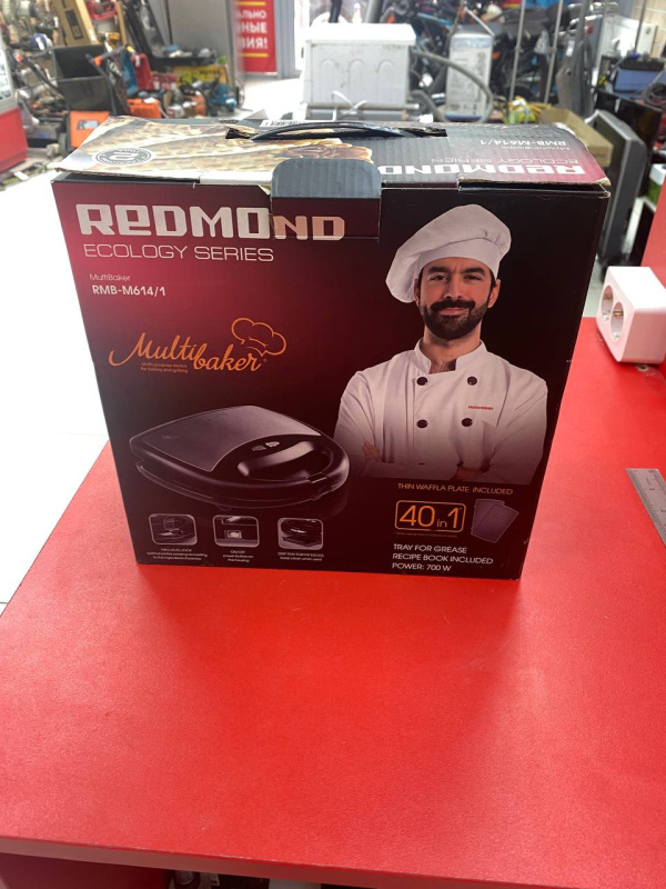 Плита Redmond rmb-m614/1