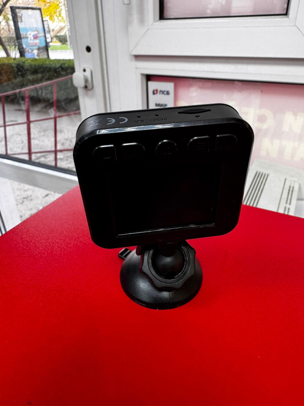 Видеорегистратор Nai navitel r200nv