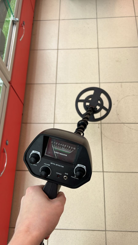 Металлоискатель  Metal Detector Detech