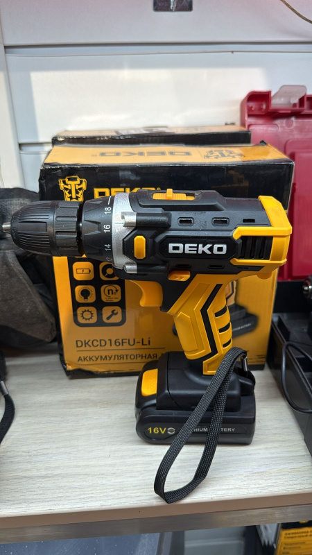 Шуруповерт Deko DKCD16FU-Li
