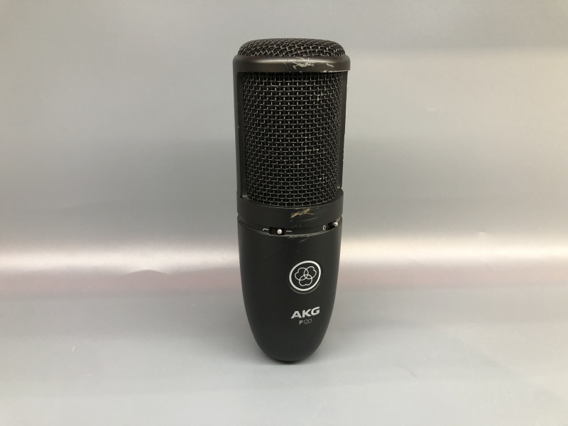 Микрофон  AKG P120