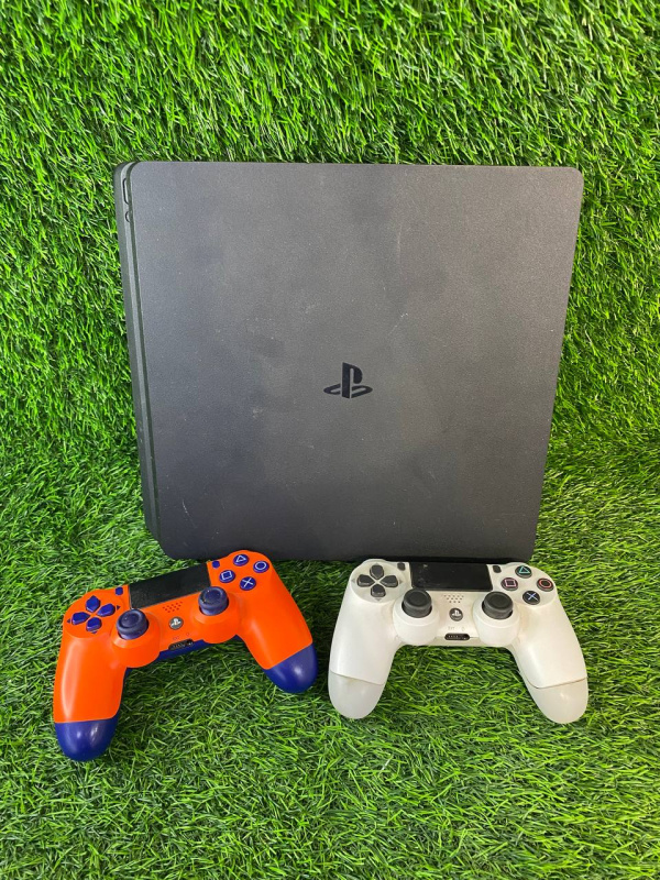 Игровая приставка Sony Play Station 4 slim