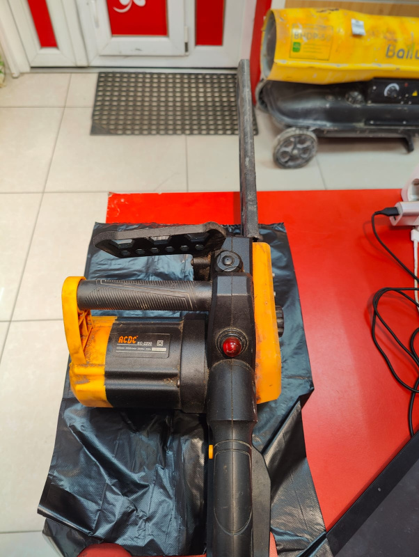 Электропила ACDC 2200