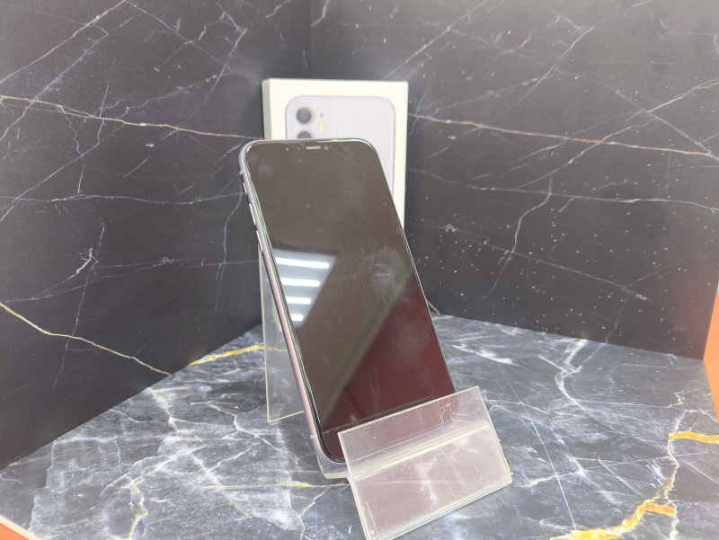 Мобильный телефон Apple iPhone 11