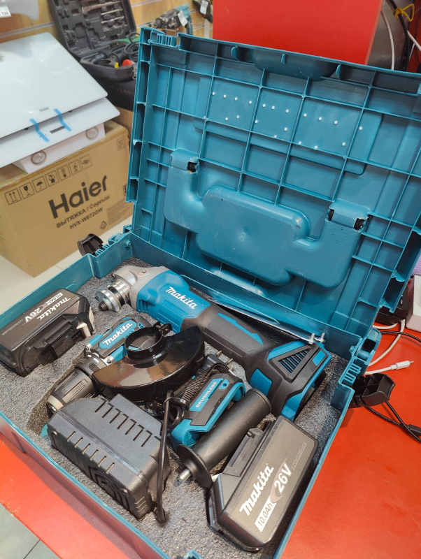 Набор электроинструмента Makita 2 в 1