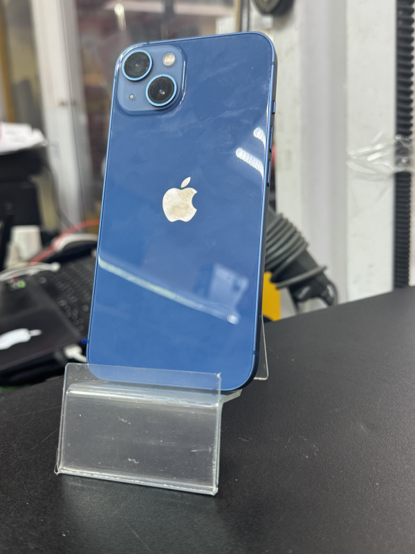 Мобильный телефон Apple iPhone 13