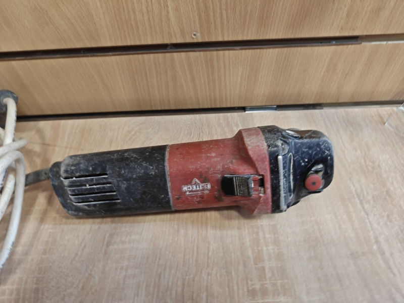Болгарка Elitech МШУ 1012