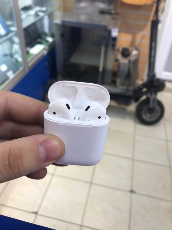 Наушники Apple 2