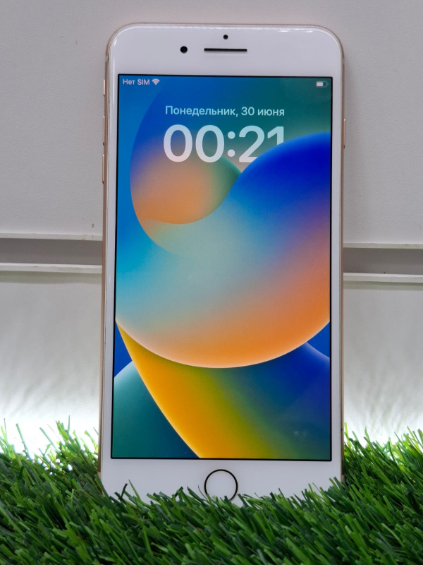 Мобильный телефон Apple iPhone 8 Plus