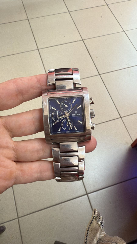 Часы наручные Festina F20423