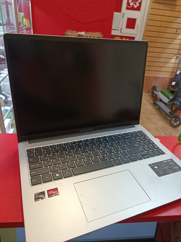 Ноутбук MAIBENBEN M653