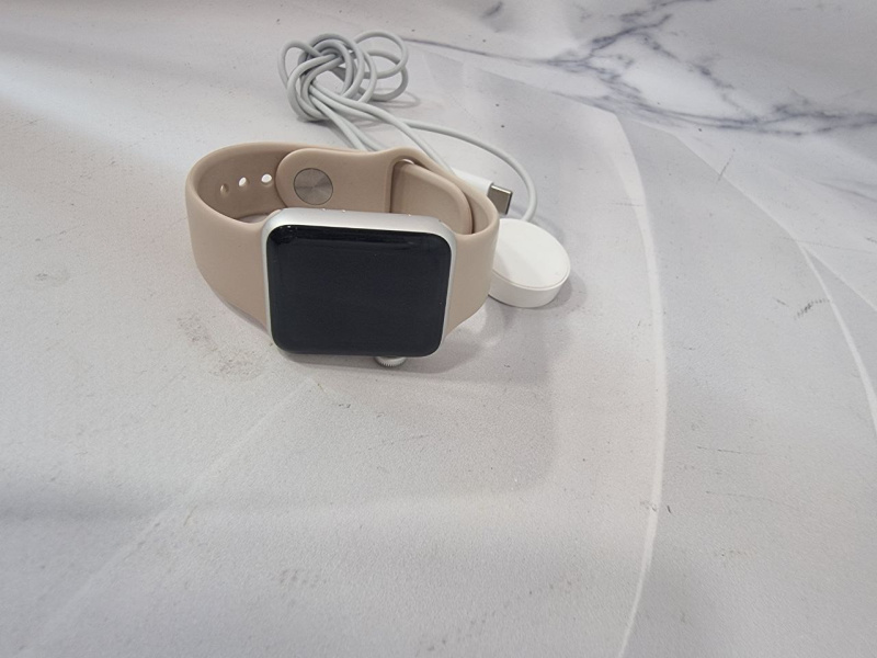 Часы смарт Apple Series 3