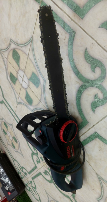 Цепная пила Bosch GKE 40 BCE PROFESSIONAL