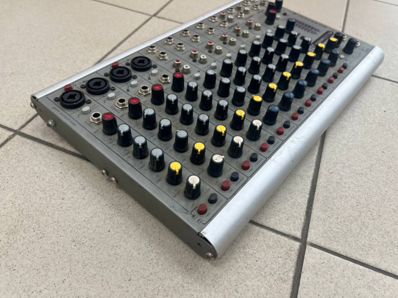 Усилитель Soundcraft Soundcraft микшер