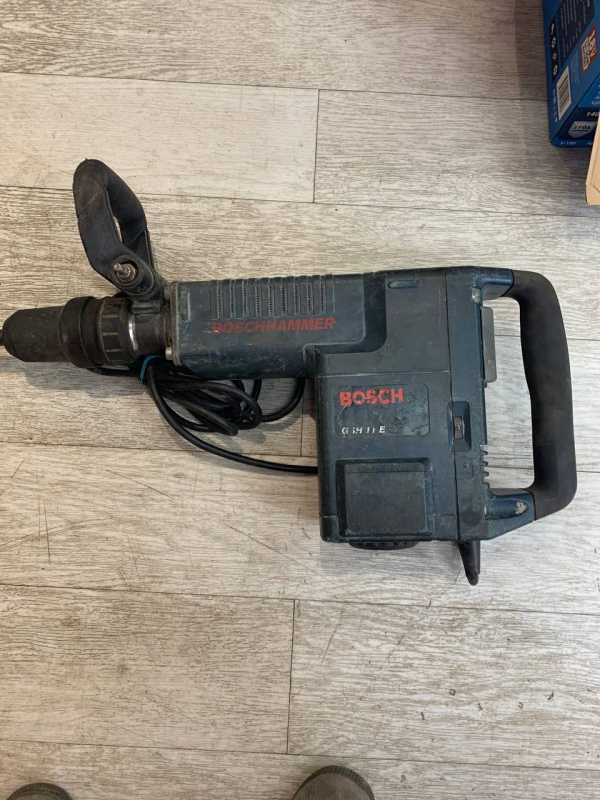 Отбойный молоток Bosch gsh 11 e