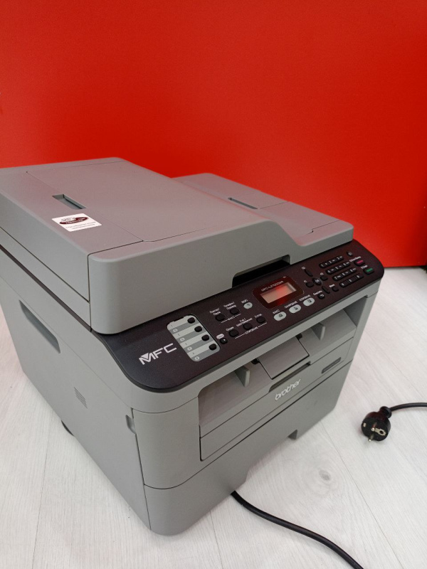 Принтер Brother mfc l2700dwr