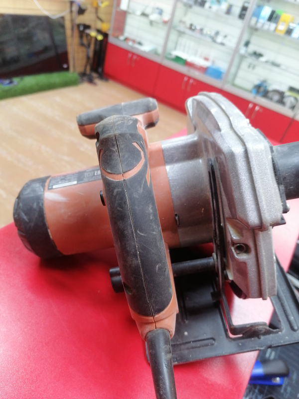 Циркулярная пила Daewoo Electronics das1500