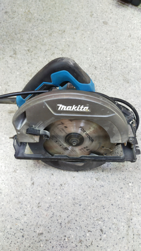 Электропила Makita HS7000
