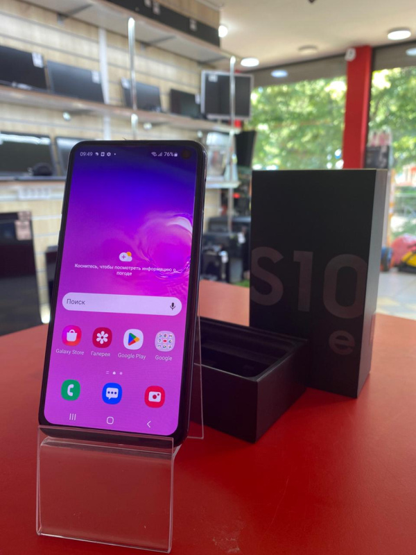 Мобильный телефон Samsung Galaxy S10e