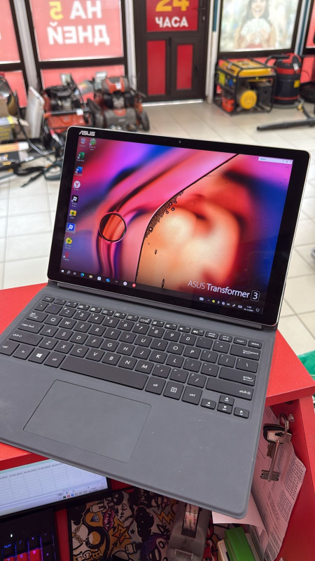 Планшет ASUS Transformer 3 T305CA