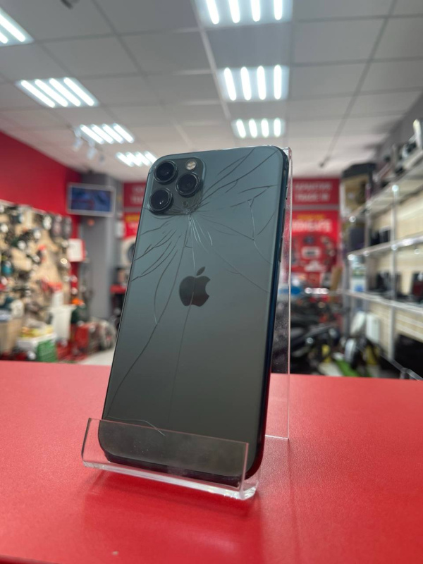Мобильный телефон Apple iPhone 11 Pro