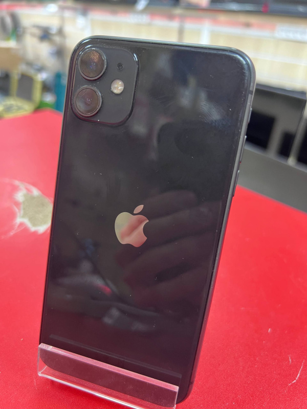 Мобильный телефон Apple iPhone 11