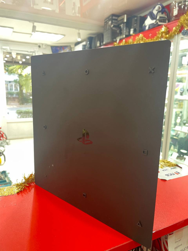 Игровая приставка Sony PS 4 PRO