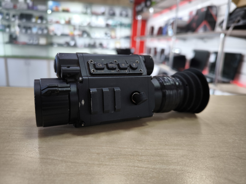 тепловизор  PARD su 19lrf