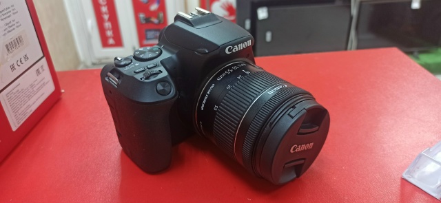 Фотоаппарат Canon EOS 250D
