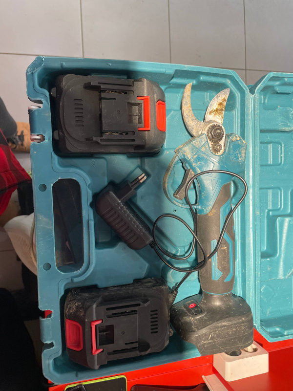 Секатор  Makita (реп)