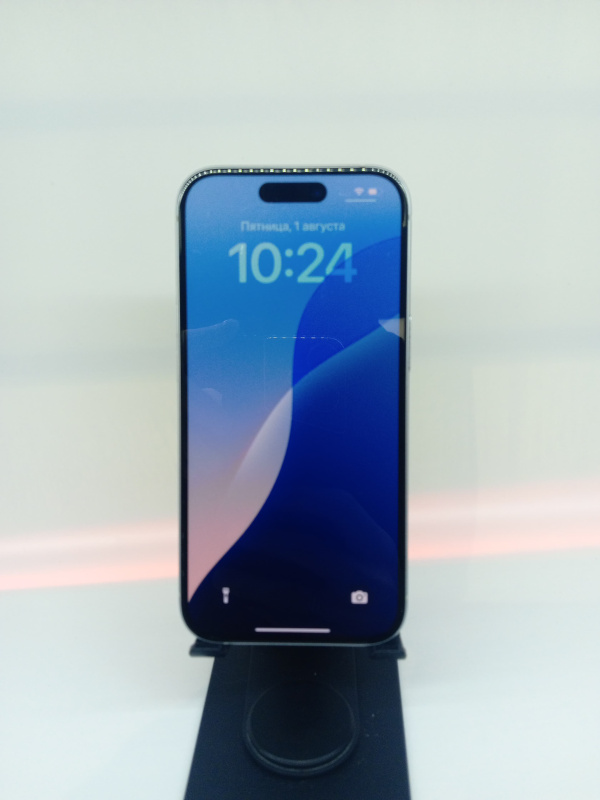 Мобильный телефон Apple iPhone 15