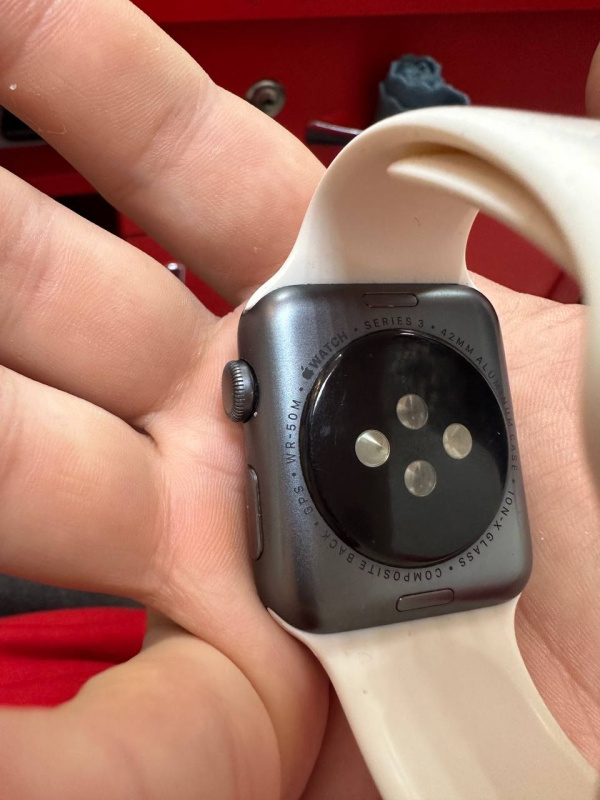 Часы смарт Apple SERIES 3 42MM
