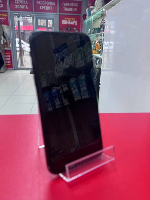 Мобильный телефон Apple iPhone XR