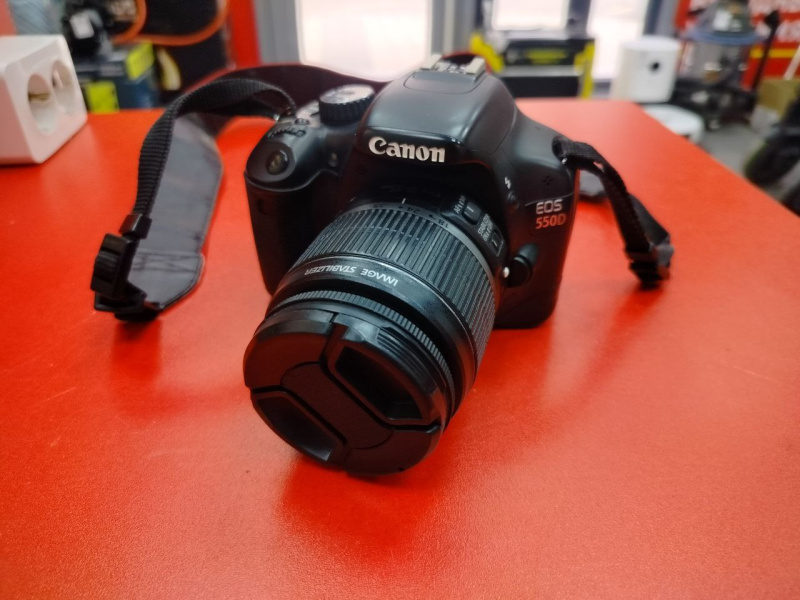 Фотоаппарат Canon Canon 550D Kit 18-55mm IS II