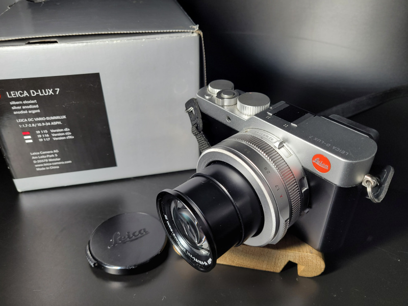 Фотоаппарат Leica D-LUX 7