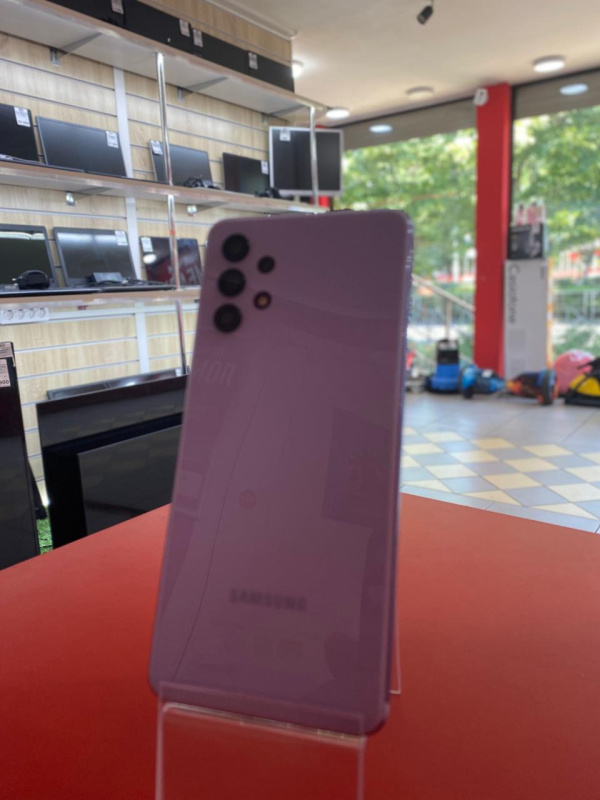 Мобильный телефон Samsung Galaxy A32