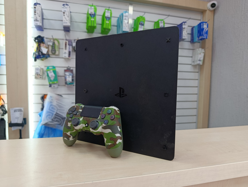 Игровая приставка Sony ps4