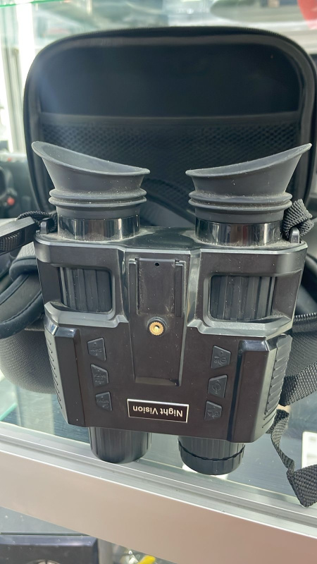 Бинокль  GBD210D