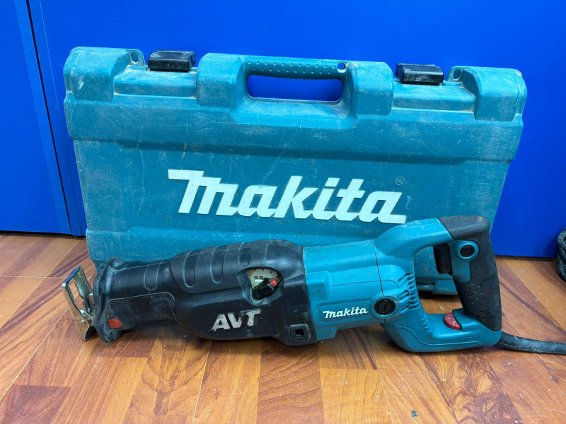 Цепная пила Makita JR3070CT