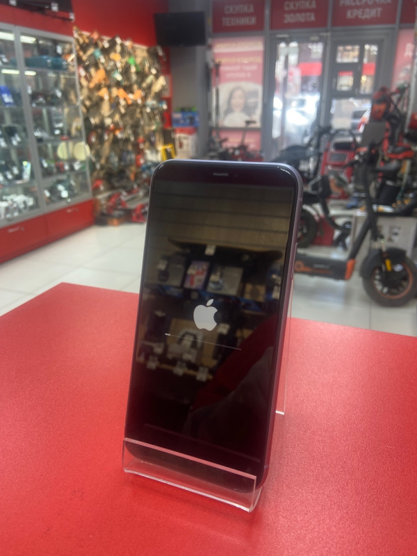 Мобильный телефон Apple iPhone 11