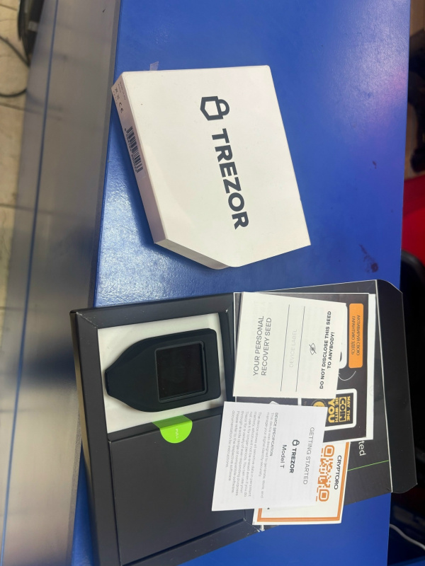 Trezor t Tezenis Trezor t